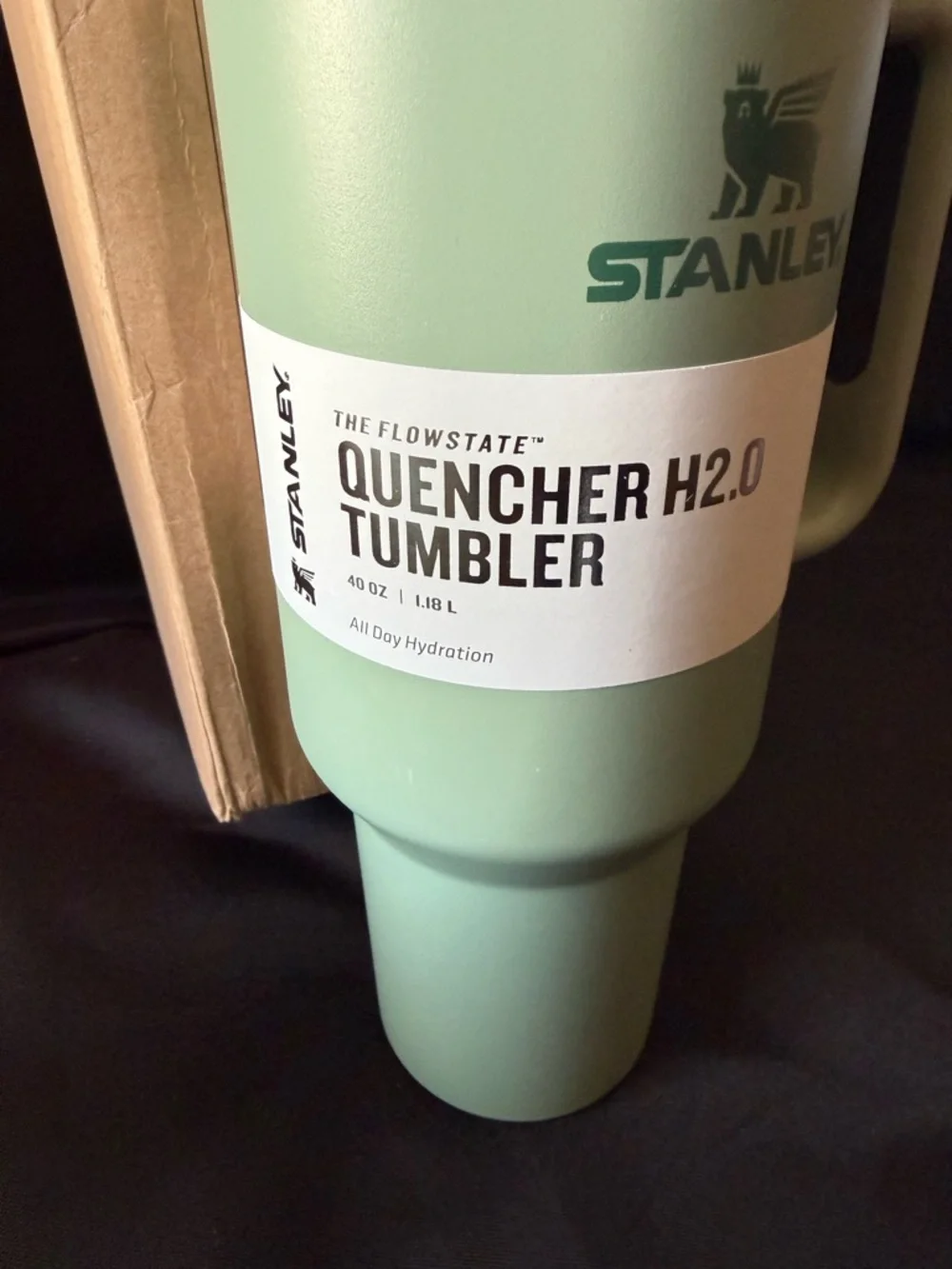 New Stanley 40oz Quencher H2.0 Tumbler - Sage Green - Picture 3 of 7